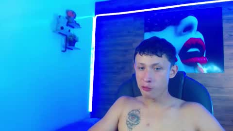 garuo_18 online show from December 16, 2:40 am