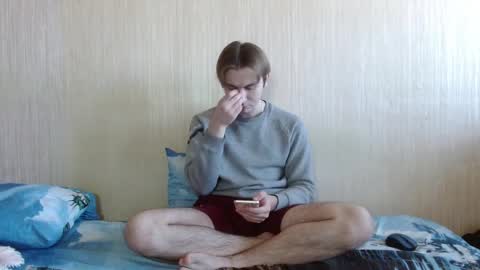 Snapshot of gary_snail33257 chatting on October 14, 7:15 am gary_snail33257 online show from October 14, 7:15 am