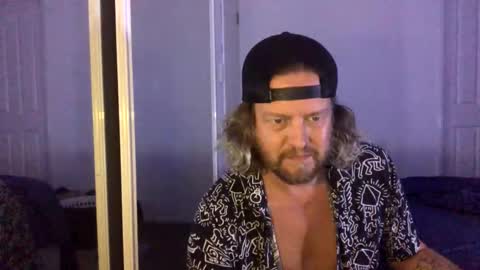 gcsurfer81 online show from November 29, 9:44 am