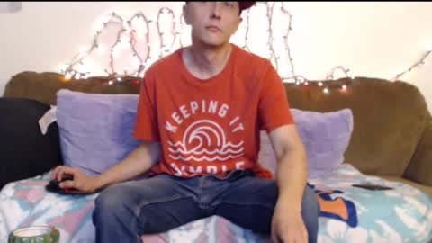 G online show from November 15, 3:58 pm