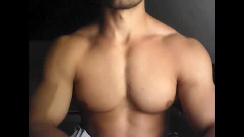 Gecko946915 online show from April 18, 7:51 pm