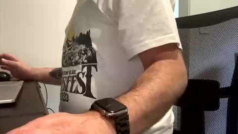 gee online show from April 16, 4:12 am