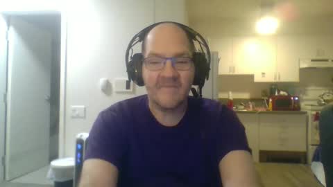 Snapshot of geekgamer41 chatting on October 9, 12:37 am geekgamer41 online show from October 9, 12:37 am
