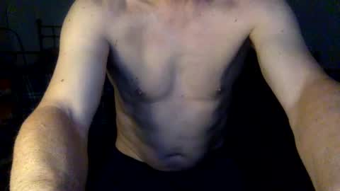 Snapshot of geetarluvver chatting on January 5, 2:06 am geetarluvver online show from January 5, 2:06 am