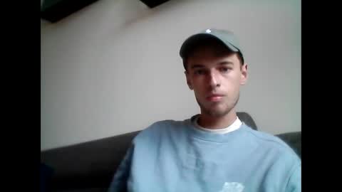 Snapshot of geil123569551 chatting on September 10, 4:27 pm geil123569551 online show from September 10, 4:27 pm