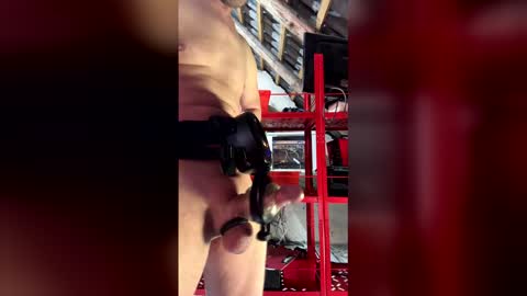 geileschwanzxl online show from April 26, 11:40 am