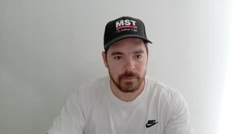 genesis_wb online show from December 21, 9:01 pm