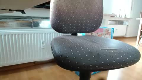 germanandy71 online show from December 3, 12:22 pm