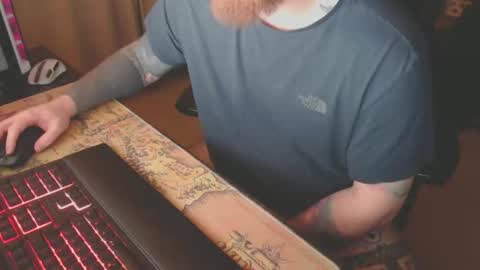 germantattoo94 online show from March 11, 11:26 pm