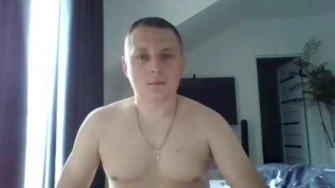 Snapshot of gerrylaylol chatting on October 3, 9:58 am gerrylaylol online show from October 3, 9:58 am