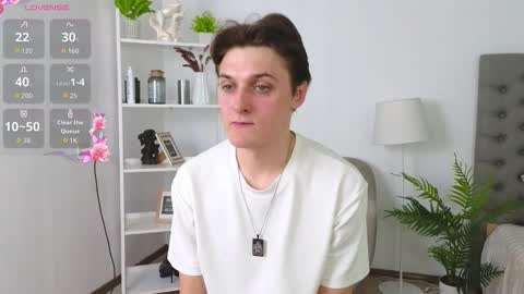 Alex online show from October 19, 9:12 am