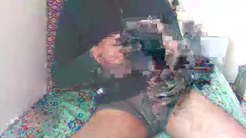 Big Brown Cock online show from January 7, 8:37 am