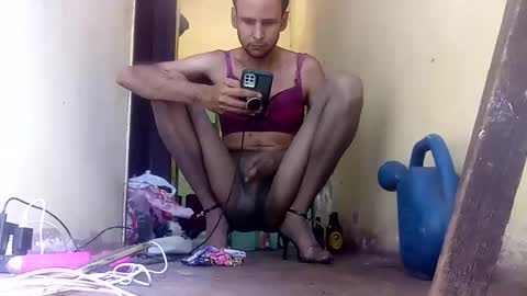 Gaby online show from September 8, 4:17 pm