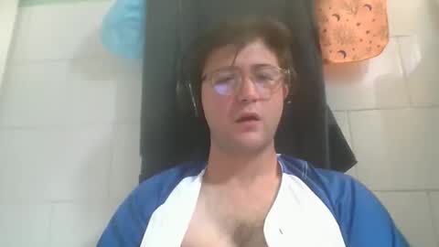 Snapshot of ghardh3 chatting on October 24, 5:14 pm ghardh3 online show from October 24, 5:14 pm