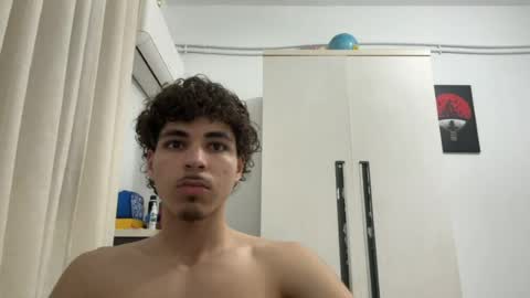 ghilassss online show from April 20, 5:15 pm