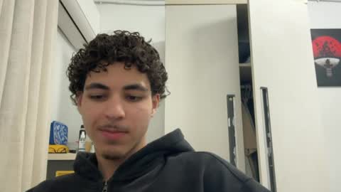 ghilassss online show from March 15, 11:22 pm