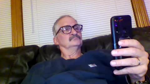 Snapshot of ghost2534 chatting on December 8, 6:01 am ghost2534 online show from December 8, 6:01 am
