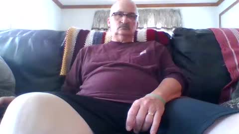 Snapshot of ghost2534 chatting on September 10, 12:15 pm ghost2534 online show from September 10, 12:15 pm