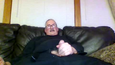 Snapshot of ghost2534 chatting on January 19, 1:00 am ghost2534 online show from January 19, 1:00 am