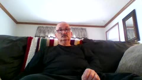 Snapshot of ghost2534 chatting on February 9, 2:18 pm ghost2534 online show from February 9, 2:18 pm