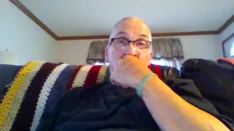 Snapshot of ghost2534 chatting on September 11, 11:15 pm ghost2534 online show from September 11, 11:15 pm