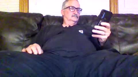 Snapshot of ghost2534 chatting on December 5, 4:20 am ghost2534 online show from December 5, 4:20 am