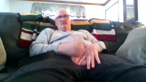 Snapshot of ghost2534 chatting on March 12, 10:28 pm ghost2534 online show from March 12, 10:28 pm