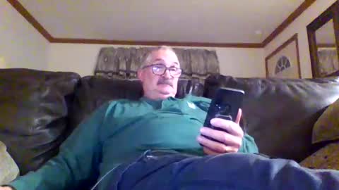 Snapshot of ghost2534 chatting on February 6, 3:59 am ghost2534 online show from February 6, 3:59 am