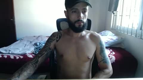 ghusantos20 online show from November 25, 8:22 pm