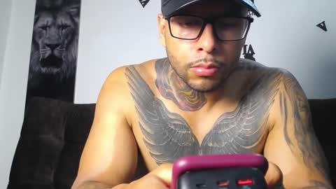 Snapshot of gianni_donato95 chatting on October 2, 10:47 pm Dilan online show from October 2, 10:47 pm