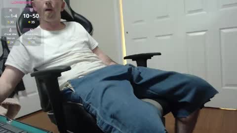 giddy84 online show from December 28, 2:22 am