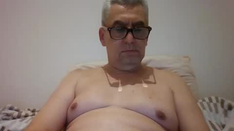 Snapshot of gigi1970 chatting on December 2, 6:30 pm gigi1970 online show from December 2, 6:30 pm