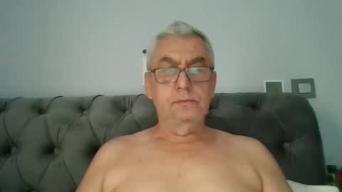 Snapshot of gigi1970 chatting on September 10, 5:39 am gigi1970 online show from September 10, 5:39 am
