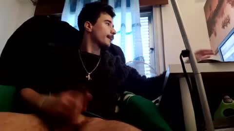 gil98767898 online show from December 14, 11:07 am