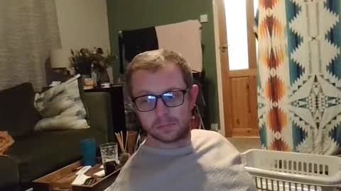 ginwood online show from November 26, 7:28 pm