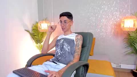 Gio Carangi online show from February 22, 4:03 am