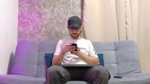 Gio online show from September 24, 7:12 pm