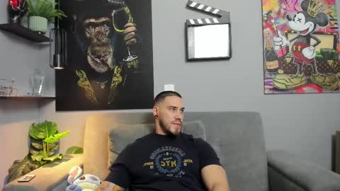 Giorgio leone online show from February 18, 11:30 pm