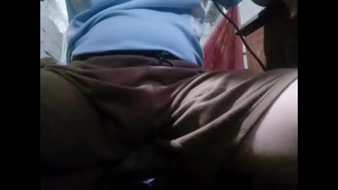 Snapshot of giovannyca chatting on December 31, 5:33 am GuidoGiovan online show from December 31, 5:33 am