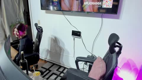 GirishSilva online show from December 24, 11:11 pm