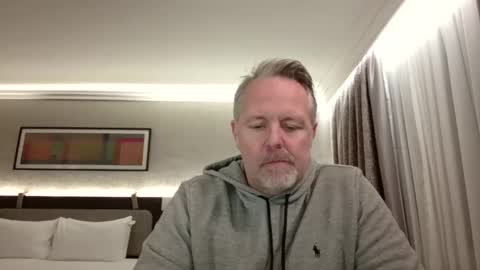 girlsandbikes online show from October 16, 9:12 pm