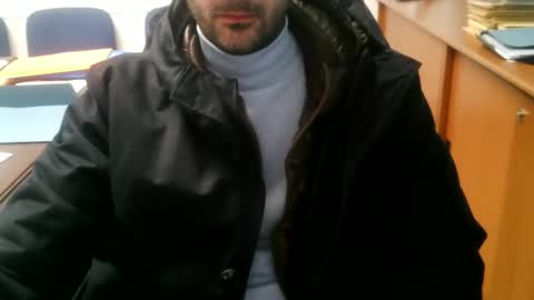 giuseppevai1 online show from March 23, 6:58 pm