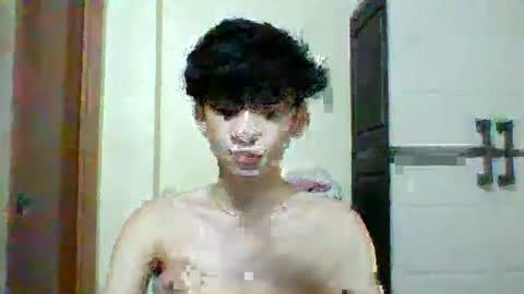 givemethrillx online show from September 26, 4:26 pm