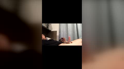 gnarcoticscrew online show from May 27, 4:42 am