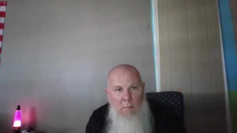 Snapshot of gnomebeard chatting on March 7, 7:05 pm Gnomebeard online show from March 7, 7:05 pm