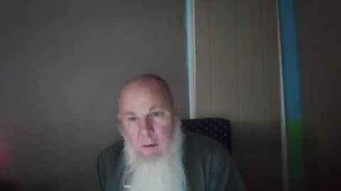 Snapshot of gnomebeard chatting on March 8, 2:27 pm Gnomebeard online show from March 8, 2:27 pm