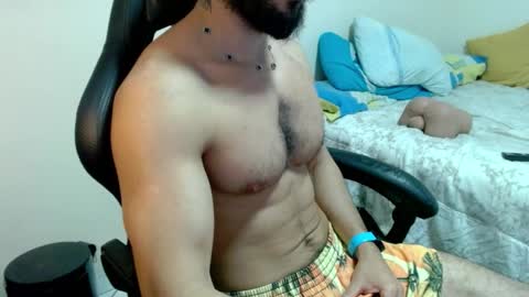 god hunkules online show from February 11, 7:30 pm