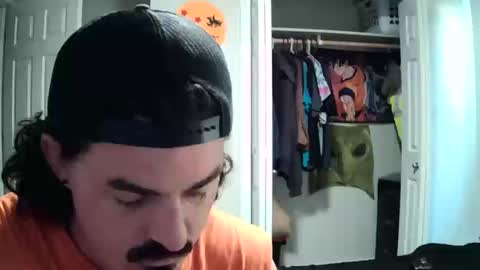 gokugarrison4334 online show from October 14, 9:55 pm