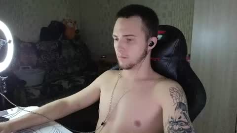 Golden boyyy21 online show from June 11, 2:53 am