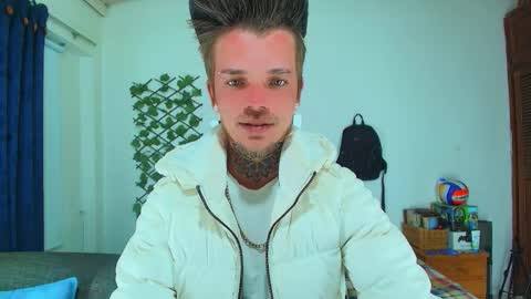 Goldy Loyal93 online show from October 9, 5:12 am